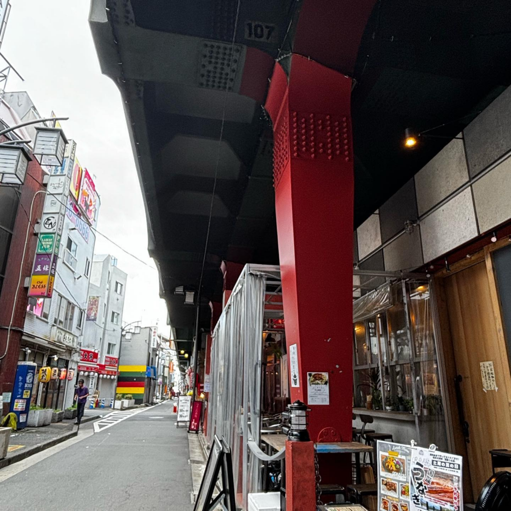 スパイスと創作料理 この一杯のために。