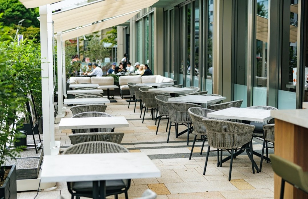 Bistro&Bar WineBank terrace