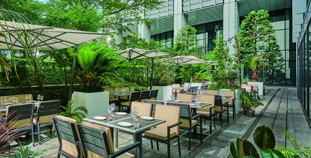 Los Angeles BALCONY Terrace Restaurant & Moon Bar