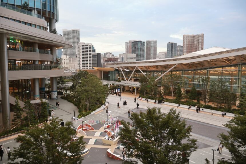 高輪ゲートウェイ駅前