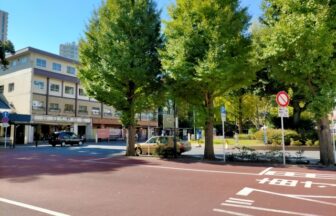 三鷹駅前